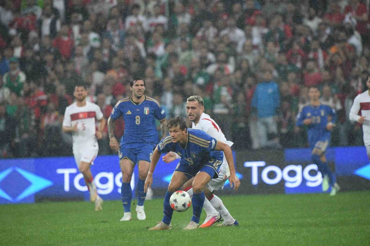 A MİLLİ FUTBOL TAKIMI, UEFA ULUSLAR A LİGİ 1. GRUP'TAKİ İKİNCİ MAÇINDA BURSA'DA İTALYA İLE KARŞI...