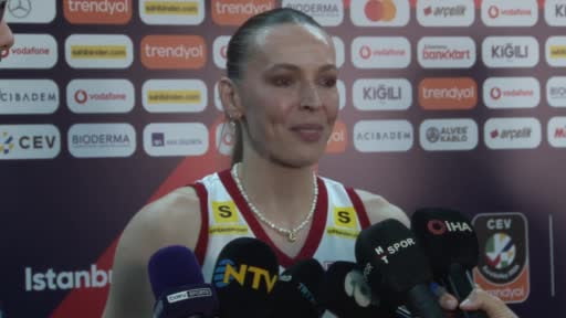 A Milli Kadın Voleybol Takımı Kaptanı Eda Erdem Dündar, "Çok mutluyuz çünkü bir hedef daha...