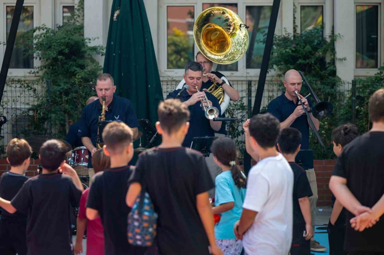 ABD ADANA KONSOLOSLUĞU, USAFE ORKESTRASI VE İNCİRLİK HAVA ÜSSÜ 39’UNCU HAVA ÜS KANADI İŞ...