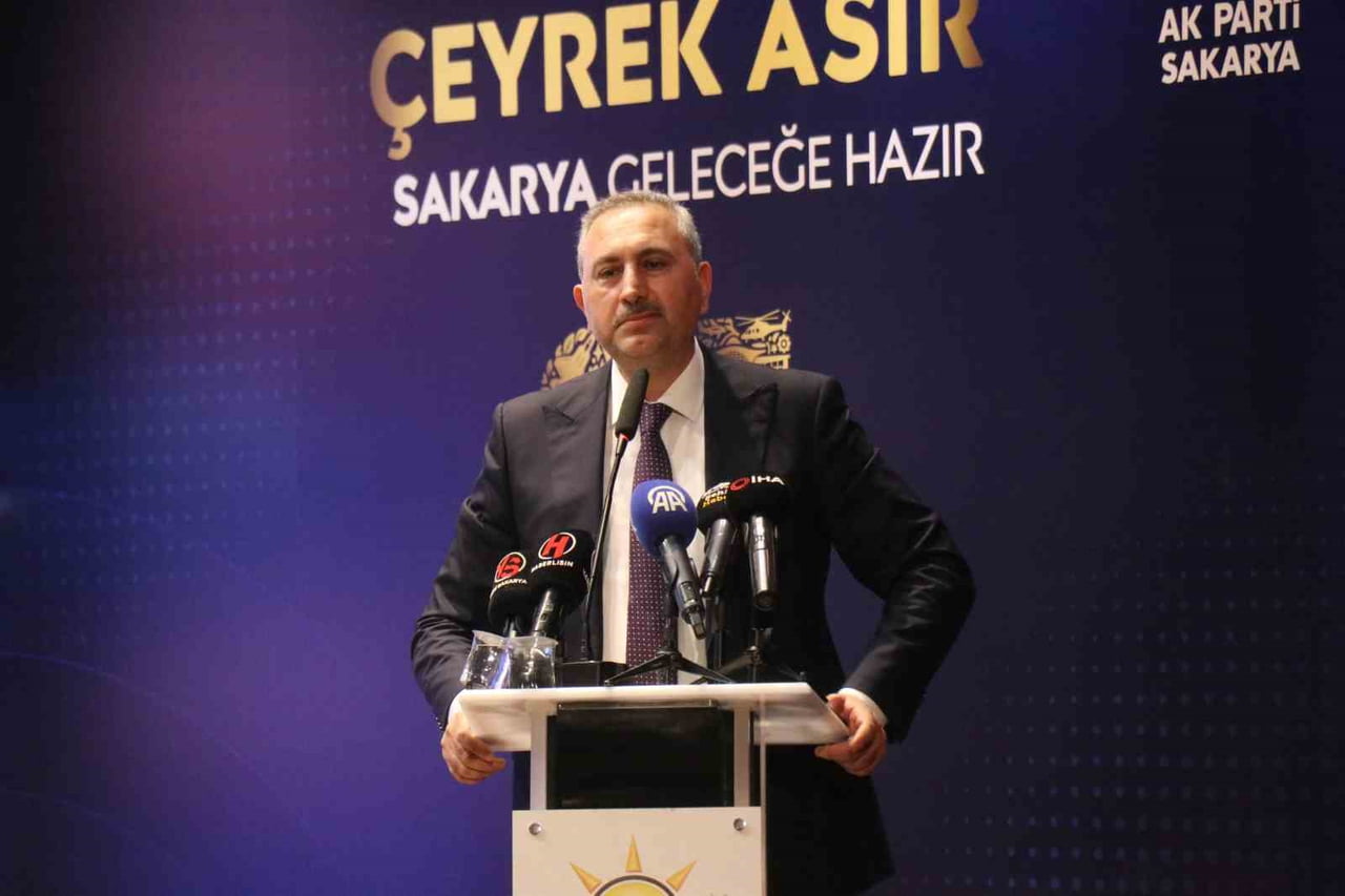 ABDULHAMİT GÜL PROGRAMDA KONUŞTU