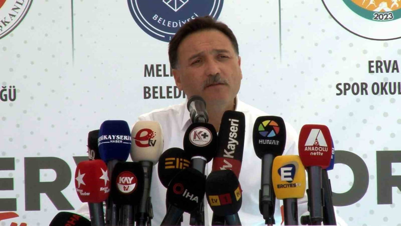 AÇILIŞ PROGRAMINDA KONUŞAN KAYSERİ VALİSİ GÖKMEN ÇİÇEK, "KAYSERİ’DE 2026 YILINDA ÇOCUK SUÇLARINDA...