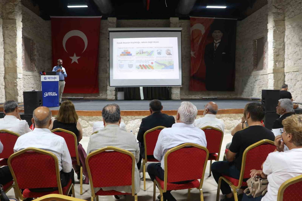 ADANA’DA MİKROPLASTİK KİRLİLİĞİNE DİKKAT ÇEKMEK AMACIYLA FORUM DÜZENLENDİ.