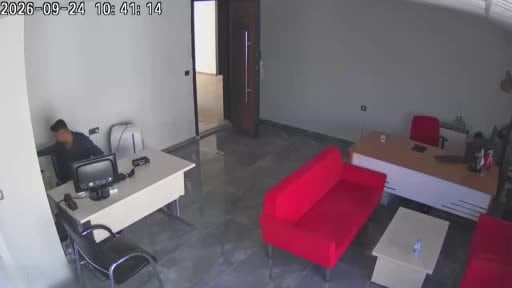 Adıyaman'da deprem anı kamerada