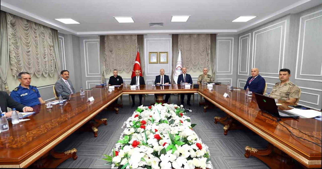 ADIYAMAN’DA 2026-2027 AKADEMİK YILININ BAŞLAMASI DOLAYISIYLA "ÜNİVERSİTELERDE HUZUR VE GÜVENİ...