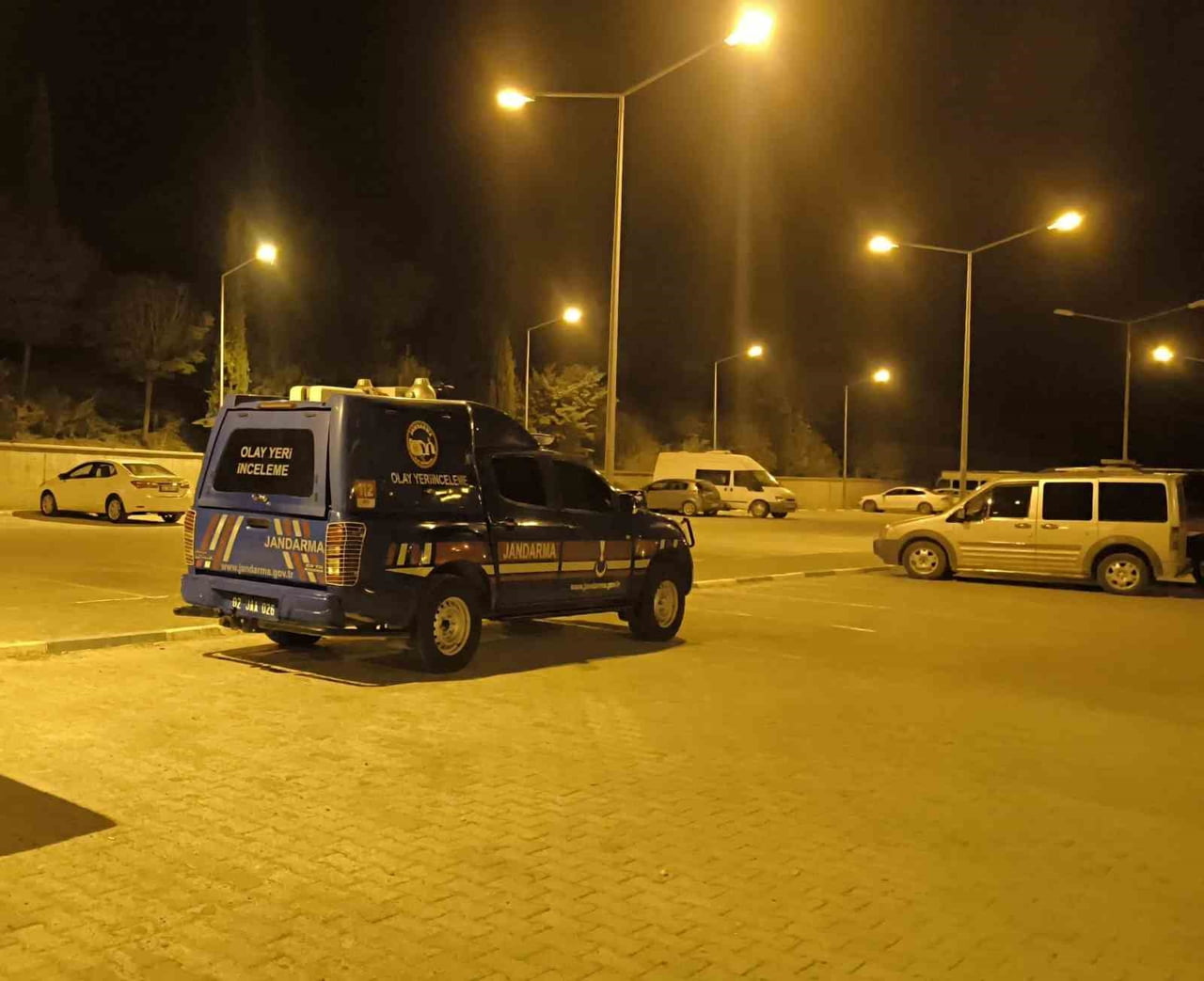 ADIYAMAN’IN BESNİ İLÇESİNDE FISTIK BAHÇESİNDE TÜFEKLE VURULAN 12 YAŞINDAKİ ÇOCUK AĞIR...
