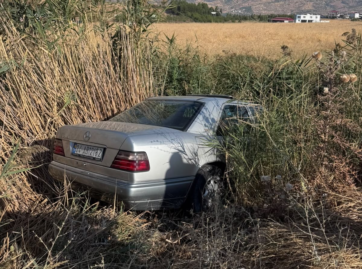 ADIYAMAN’IN GÖLBAŞI İLÇESİNDE İKİ OTOMOBİLİN ÇARPIŞMASI SONUCU MEYDANA GELEN TRAFİK KAZASINDA 2...