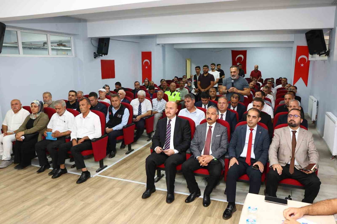 ADIYAMAN VALİLİĞİ KOORDİNESİNDE, VATANDAŞLARIN TALEP VE BEKLENTİLERİNİ DOĞRUDAN DİNLEMEK...