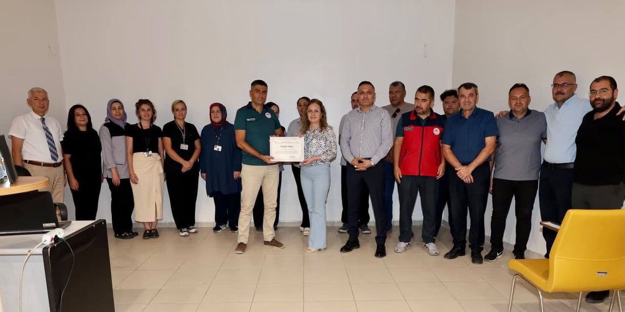 AFYONKARAHİSAR’IN DİNAR İLÇESİNDE HASTANE ÇALIŞANLARINA YÖNELİK SU VERİMLİLİĞİ FARKINDALIK...