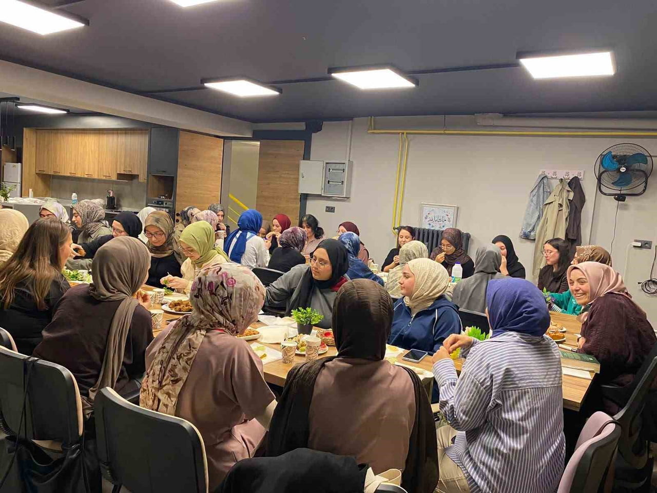 AFYONKARAHİSAR SAĞLIK BİLİMLERİ ÜNİVERSİTESİ (AFSÜ) ÖĞRENCİLERİNE YÖNELİK AİLE VE DİNİ REHBERLİK...