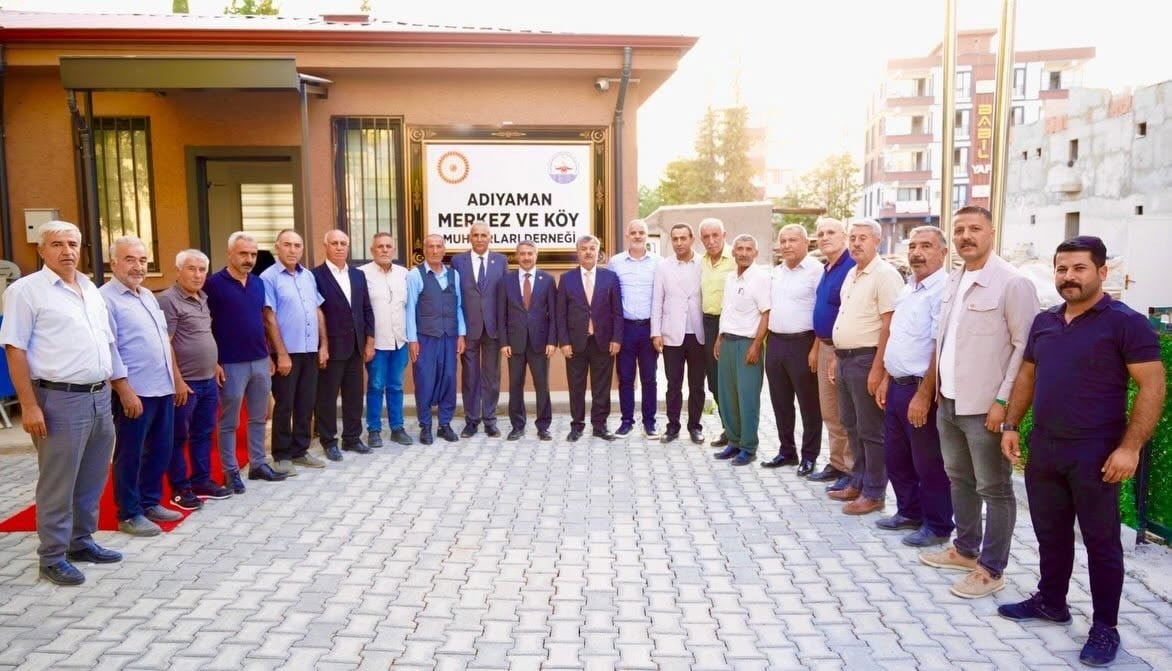 AK PARTİ ADIYAMAN İL BAŞKANI EKREM ÇADIR, ADIYAMAN MERKEZ VE KÖY MUHTARLARI DERNEĞİ’Nİ ZİYARET...