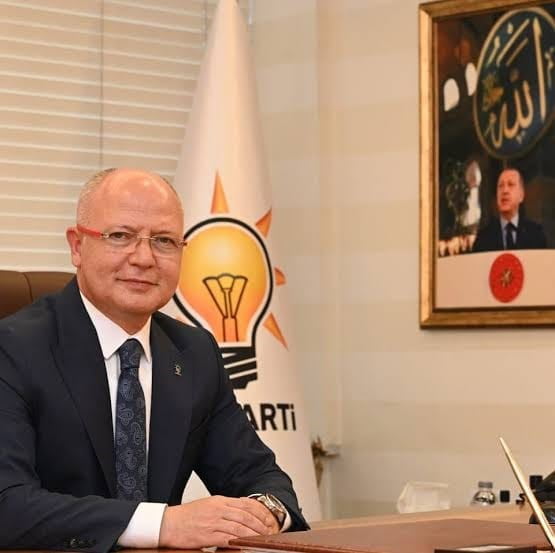 AK PARTİ BURSA İL BAŞKANI DAVUT GÜRKAN OTOYOLUN ÜCRETSİZ HİZMETE DEVAM EDECEĞİNİ...