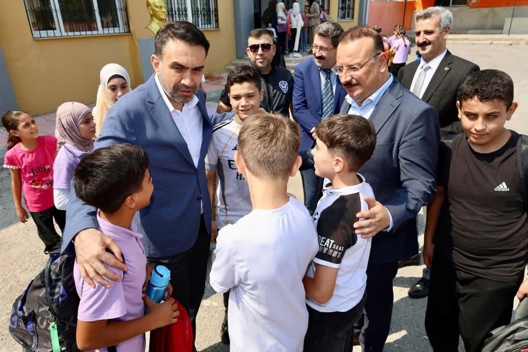 AK PARTİ MERSİN İL BAŞKANI ADEM ALDEMİR, YENİ EĞİTİM VE ÖĞRETİM YILININ BAŞLAMASI DOLAYISIYLA...