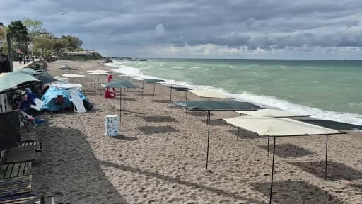 Akçakoca'da tatilciler gitti, kuşlar geldi