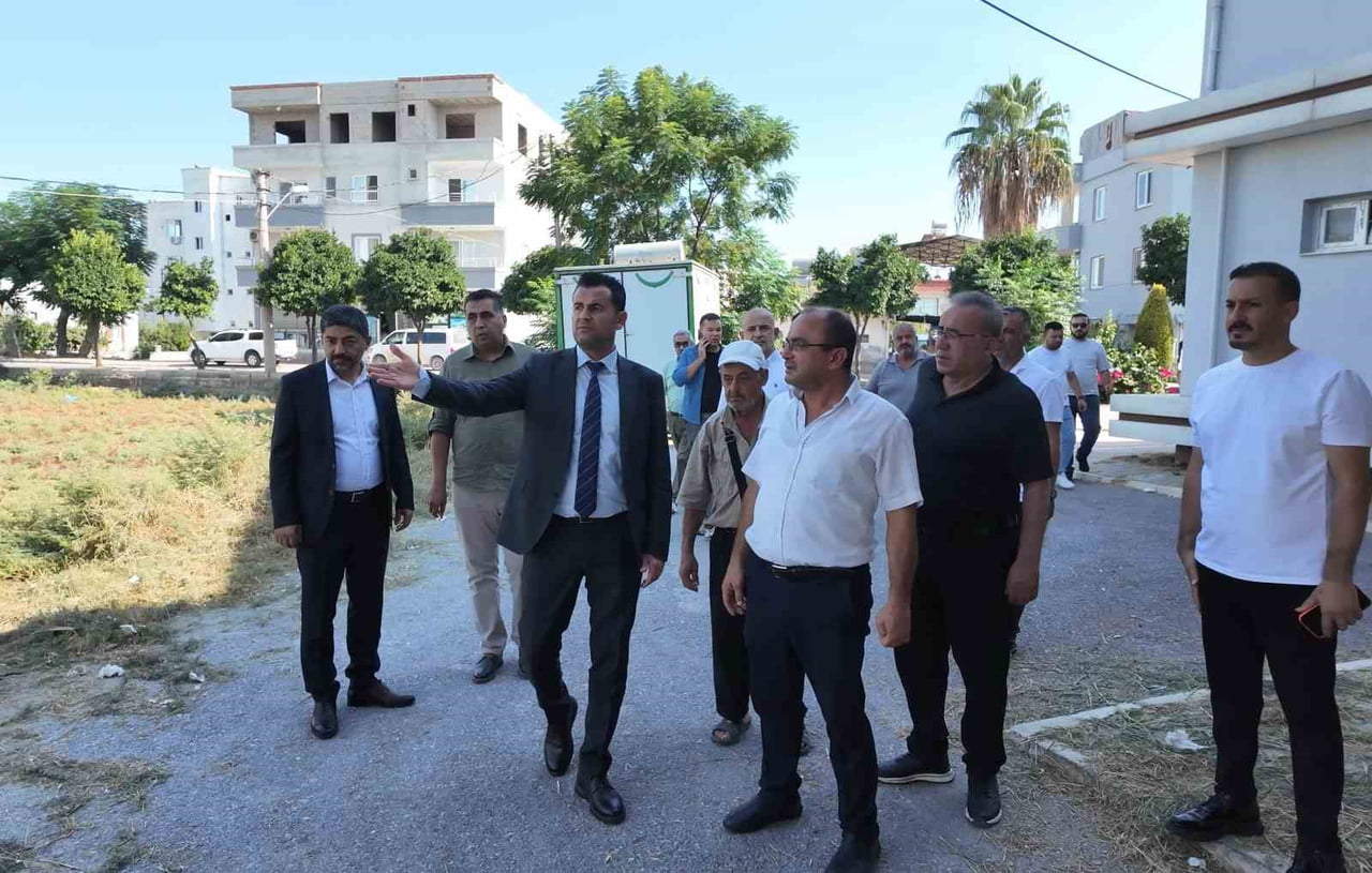 AKDENİZ KAYMAKAMI VE BELEDİYE BAŞKAN VEKİLİ MURAT BEŞİKCİ, KARADUVAR MAHALLESİ’Nİ ZİYARET EDEREK...