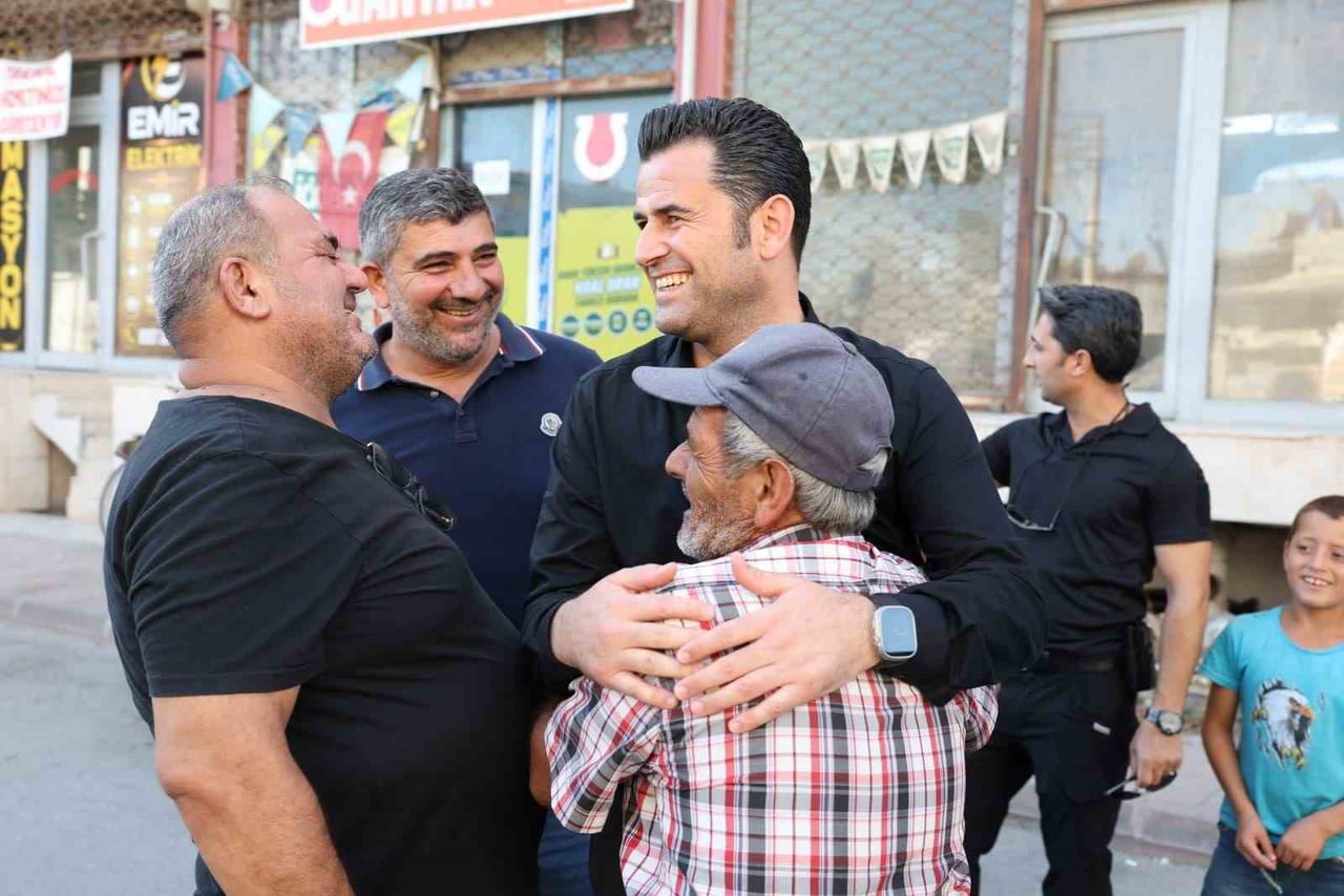 AKDENİZ KAYMAKAMI VE BELEDİYE BAŞKAN VEKİLİ MURAT BEŞİKCİ, KÜLTÜR VE KAZANLI MAHALLELERİNDE SAHA...