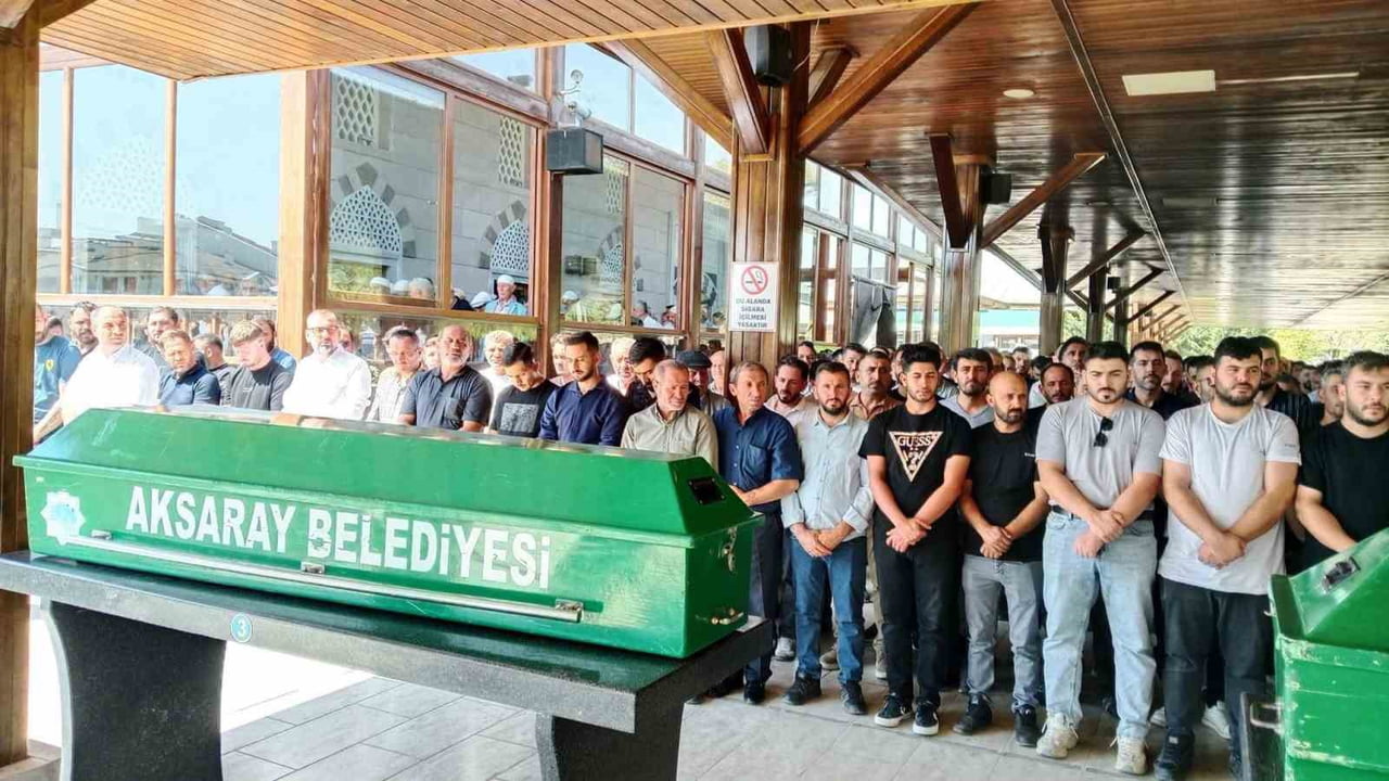 AKSARAY'DA 5. KATTAKİ EVLERİNİN PENCERESİNDEN AŞAĞIYA DÜŞEREK HAYATINI KAYBEDEN 18 YAŞINDAKİ GENÇ...
