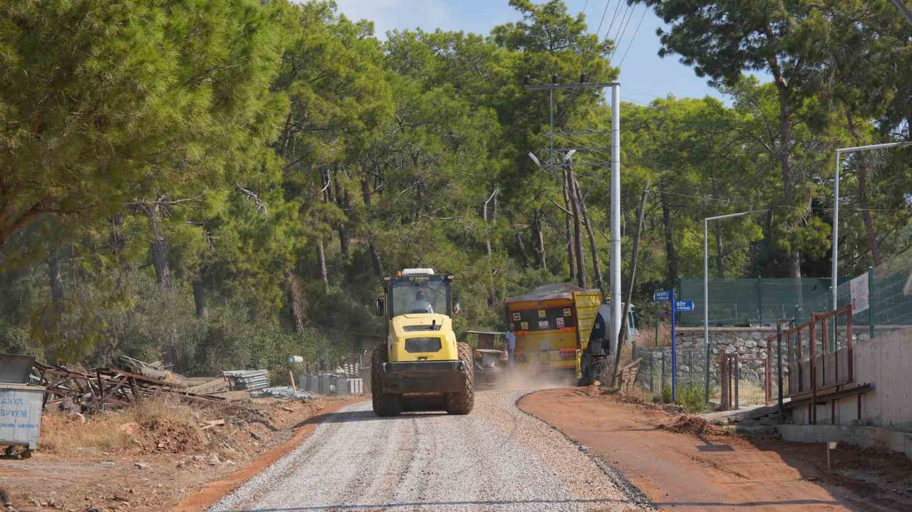 ALANYA BELEDİYESİ, KEŞEFLİ MAHALLESİ'NDE UZUN SÜREDİR BEKLENEN YOL ÇALIŞMASINI TAMAMLADI....