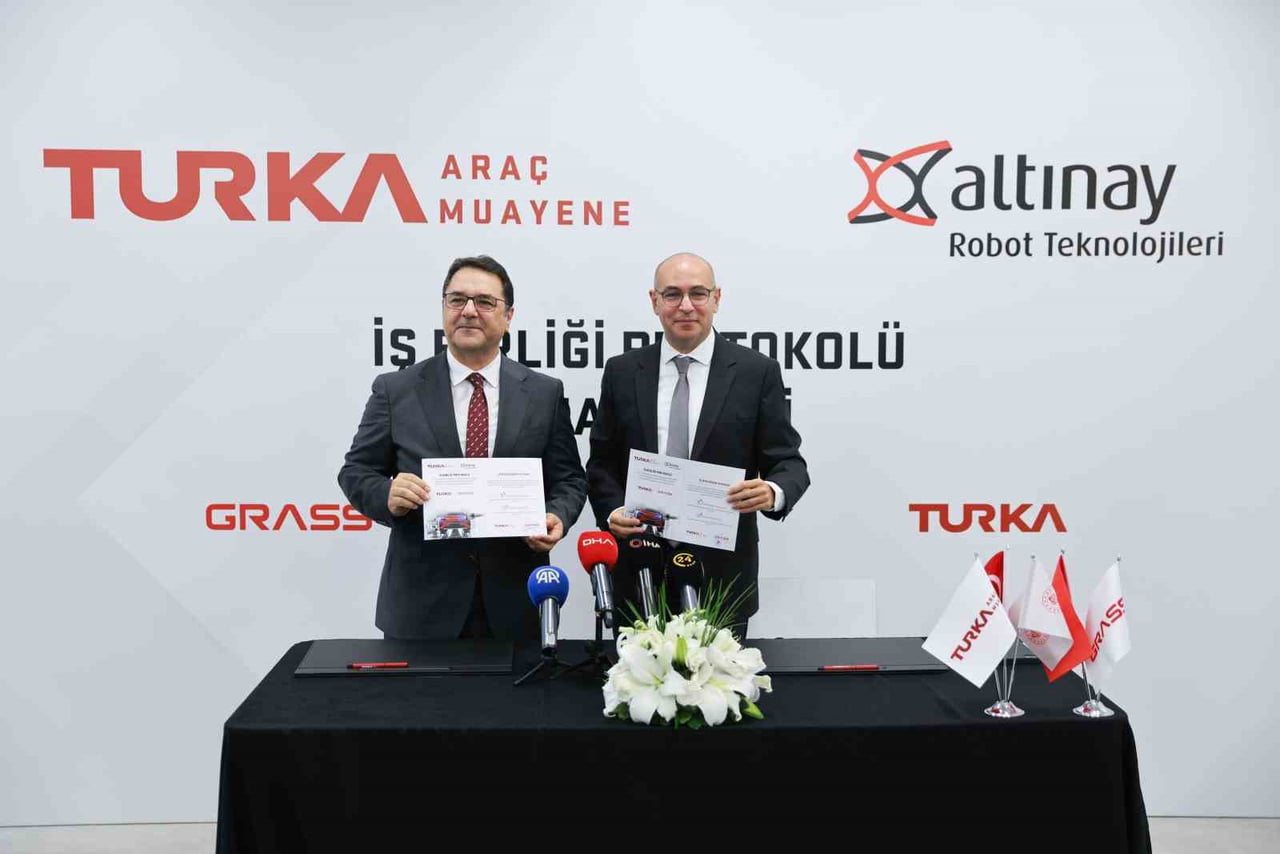 ALTINAY TEKNOLOJİ GRUBU YÖNETİM KURULU BAŞKANI HAKAN ALTINAY-TURKA İCRA KURULU ÜYESİ SERHAN...