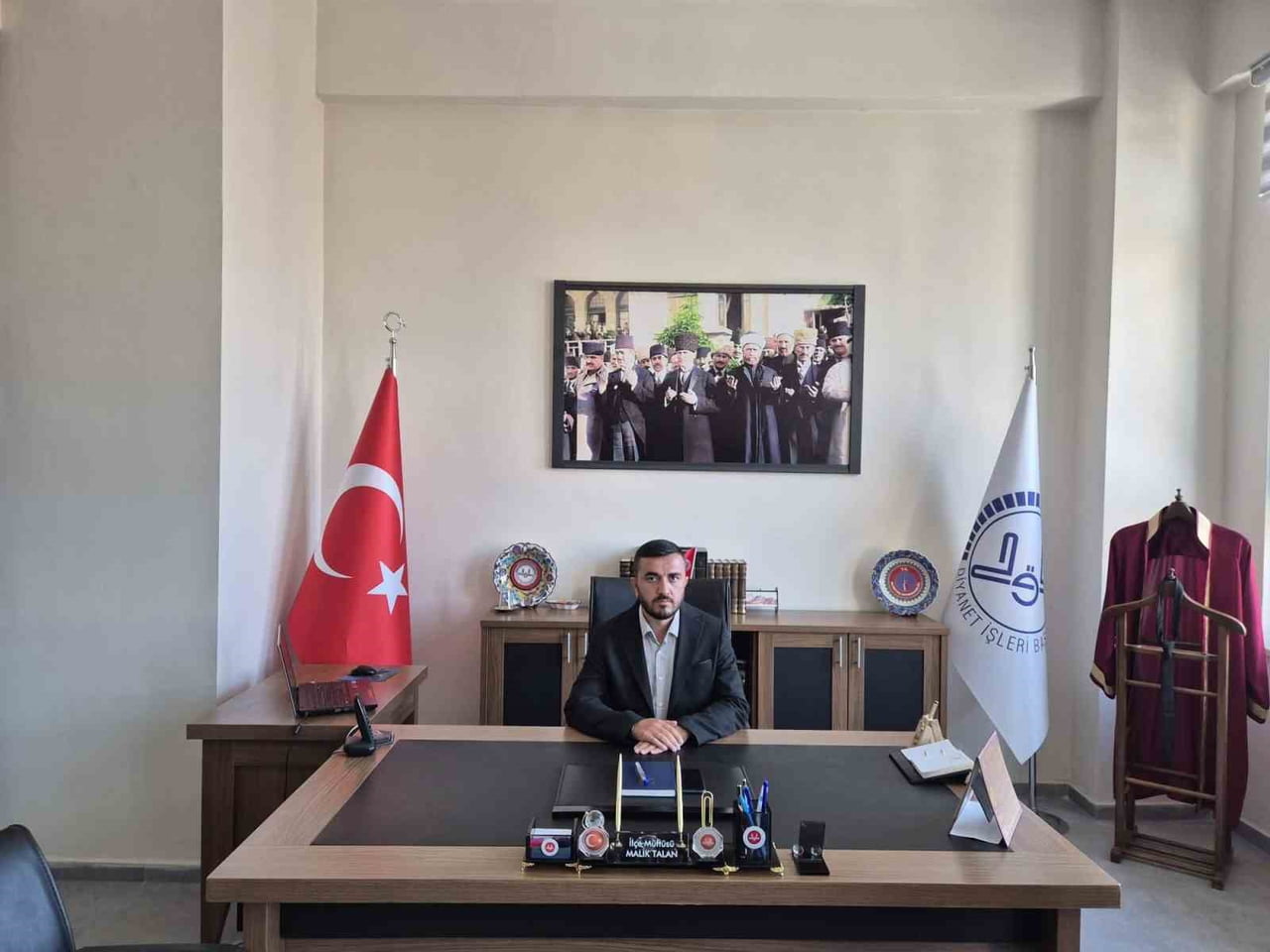 ALTINTAŞ İLÇE MÜFTÜSÜ MALİK TALAN