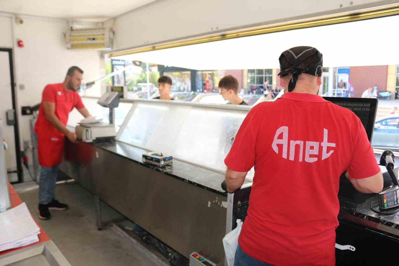 ANTALYA BÜYÜKŞEHİR BELEDİYESİ, KALİTELİ VE UYGUN FİYATLI ET ÜRÜNLERİNİ ANET BÜNYESİNDE HİZMET...