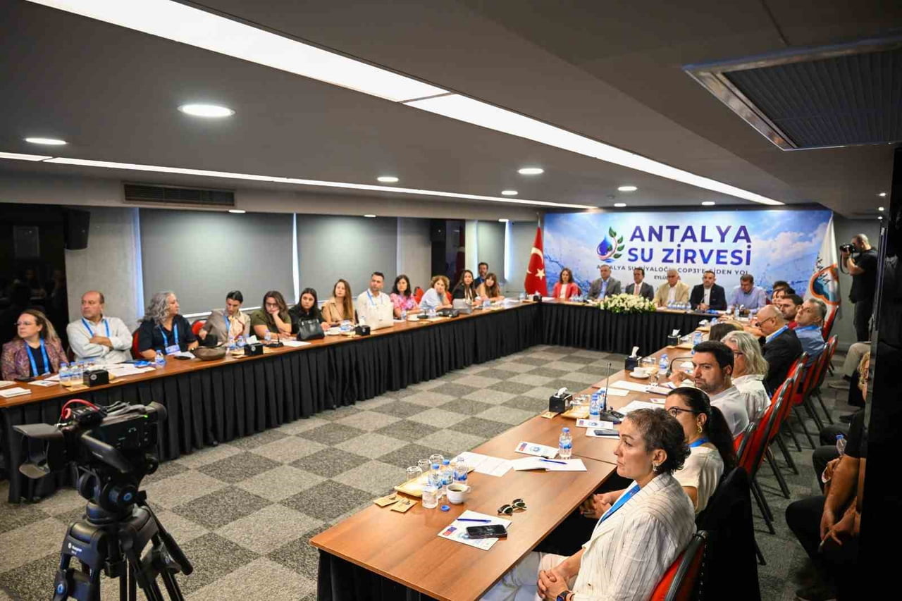 ANTALYA SU DİYALOĞU TOPLANTILARININ İKİNCİSİNİ "KENTSEL SU YÖNETİMİ VE SANAYİ SEKTÖRÜ SU YÖNETİMİ"...
