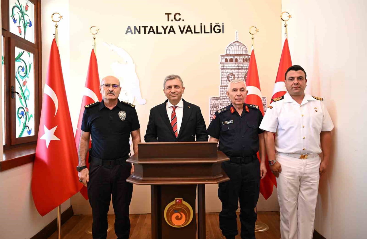 ANTALYA VALİSİ HULUSİ ŞAHİN, GÜLİSTAN DOKU CİNAYETİYLE İLGİLİ KENTTE 5 KİŞİYE ADLİ İŞLEM UYGULANIP...