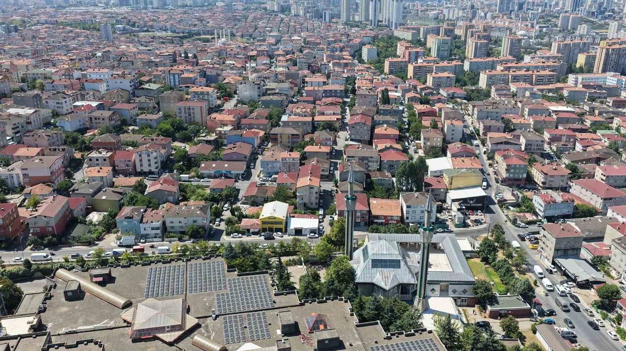 ATAŞEHİR’İN YENİÇAMLICA, MEVLANA VE MİMAR SİNAN MAHALLELERİNE AİT 1/5000'LİK İMAR PLANI İBB...