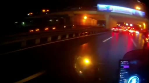 Avcılar E-5’te motosiklet kazası kask kamerasında