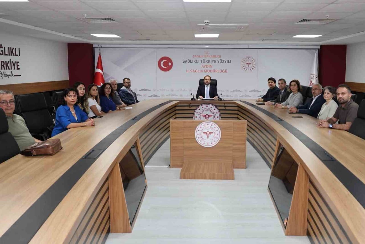 AYDIN’DA GÖREV YAPAN AİLE HEKİMLERİNE YÖNELİK 'TANIDAN TEDAVİYE GÜNCEL YAKLAŞIMLAR' EĞİTİMLERİ...