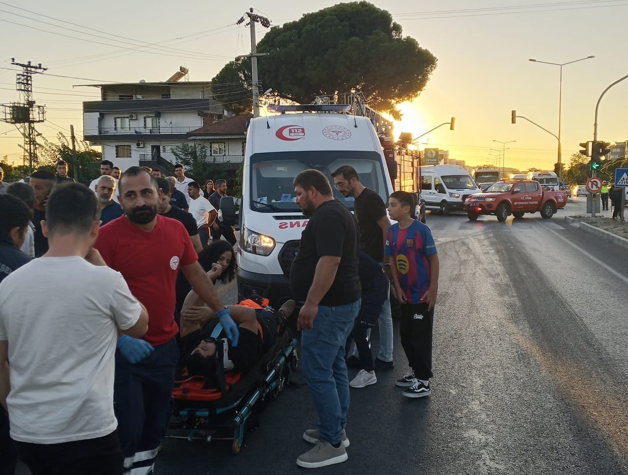 AYDIN’DA TRAFİK KAZASI: 10 YARALI