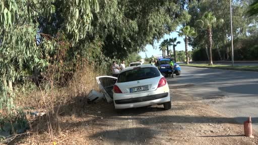 Aynı caddede birkaç dakika içinde  2 ayrı kaza