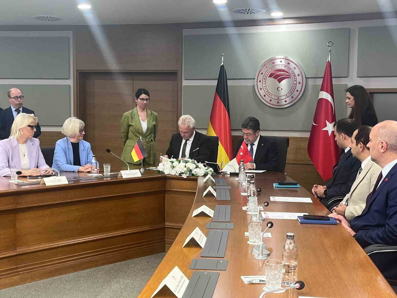 BAKAN YUMAKLI İLE ALMANYA FEDERAL TARIM, GIDA VE YURT BAKANI ALOİS RAİNER, TÜRKİYE İLE ALMANYA...