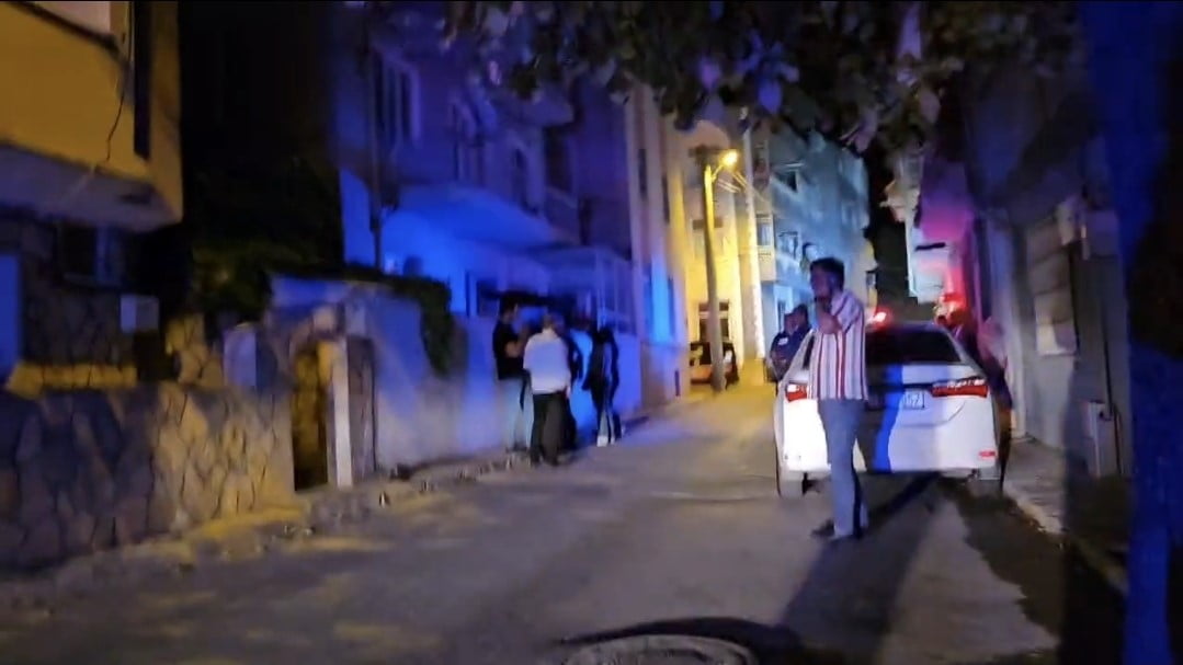 BALIKESİR'DE İKİ KARDEŞİN KAVGASI CİNAYETLE SONUÇLANDI. KARESİ İLÇESİ MALTEPE MAHALLESİ'NDE...