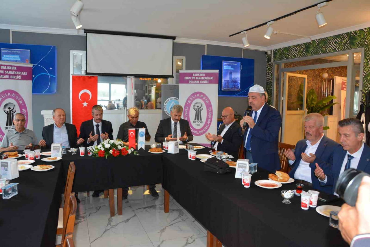 BALIKESİR ESNAF VE SANATKÂRLAR ODALARI BİRLİĞİ (BESOB) TARAFINDAN AHİLİK HAFTASI ETKİNLİKLERİ...