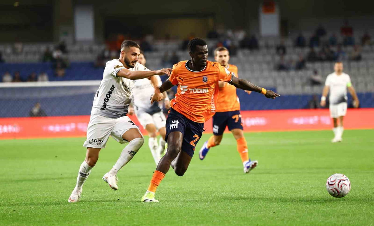 BAŞAKŞEHİR FK, TRENDYOL SÜPER LİG’İN 6. HAFTASINDA KONUK ETTİĞİ GENÇLERBİRLİĞİ'Nİ 4-0 MAĞLUP...