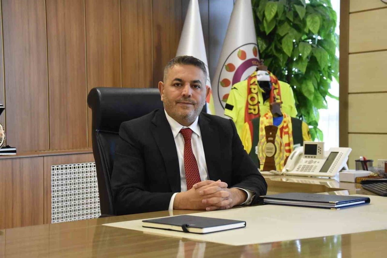 BAŞKAN SADIKOĞLU: "ÇİMENTO FABRİKASI PROJEMİZİN İLK RUHSATINI ALDIK, ŞEHRİMİZE HAYIRLI...