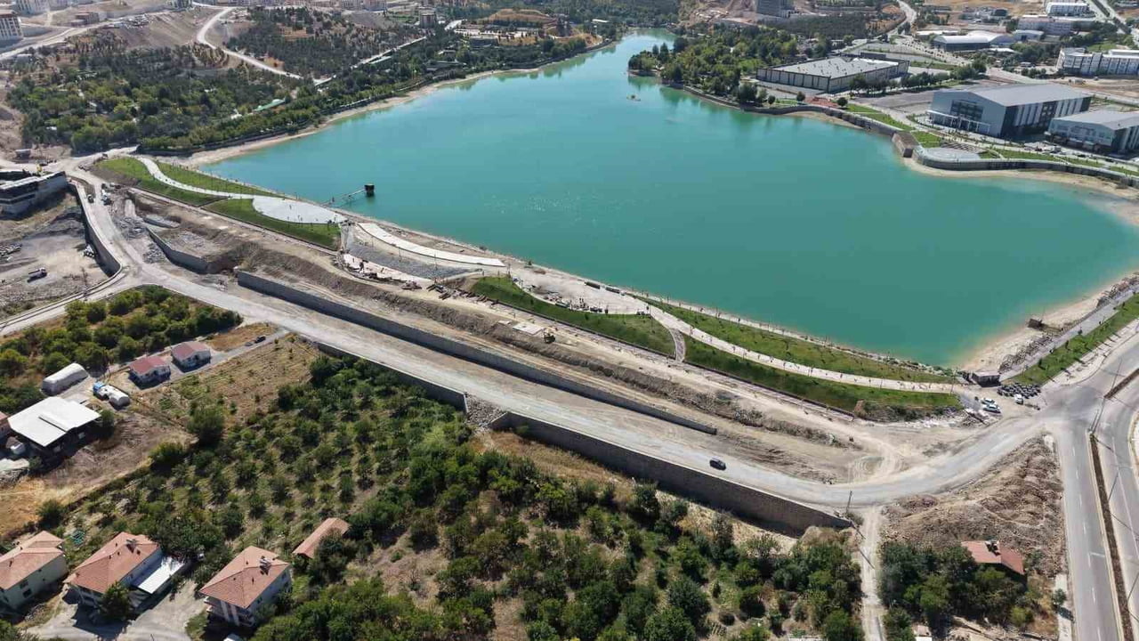 BAŞKAN TAŞKIN ÇARŞIBAŞI REKREASYON ALANI’NDAKİ ÇALIŞMALARI İNCELEDİ