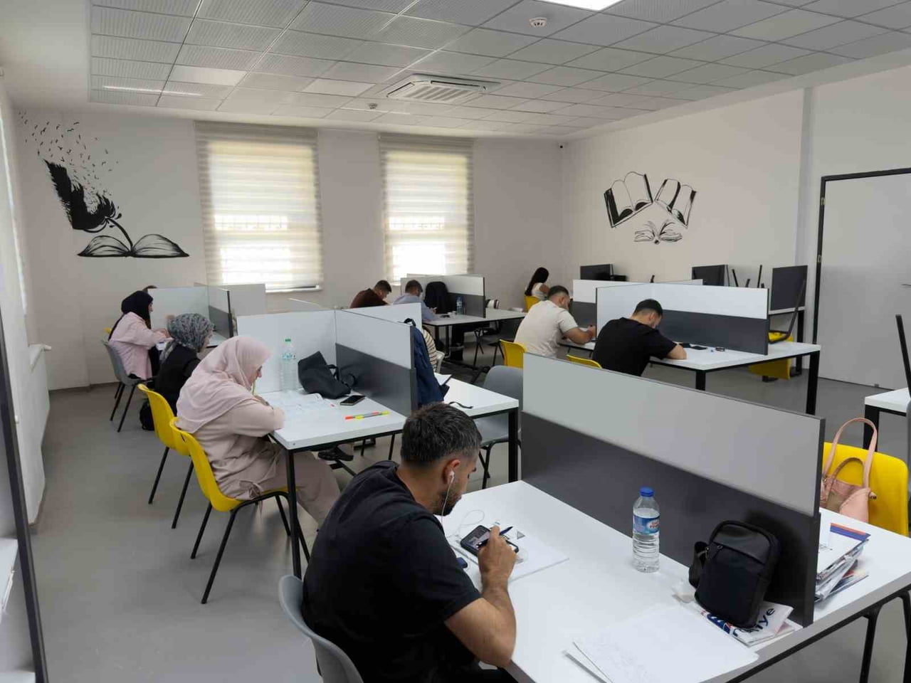 BATTALGAZİ BELEDİYESİ’NDEN SINAVA HAZIRLANAN ÖĞRENCİLERE KÜTÜPHANE DESTEĞİ