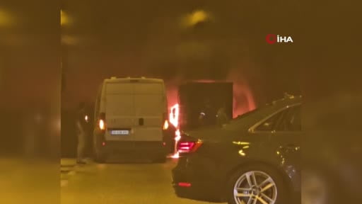 Bayraklı Tüneli'nde korkutan tır yangını