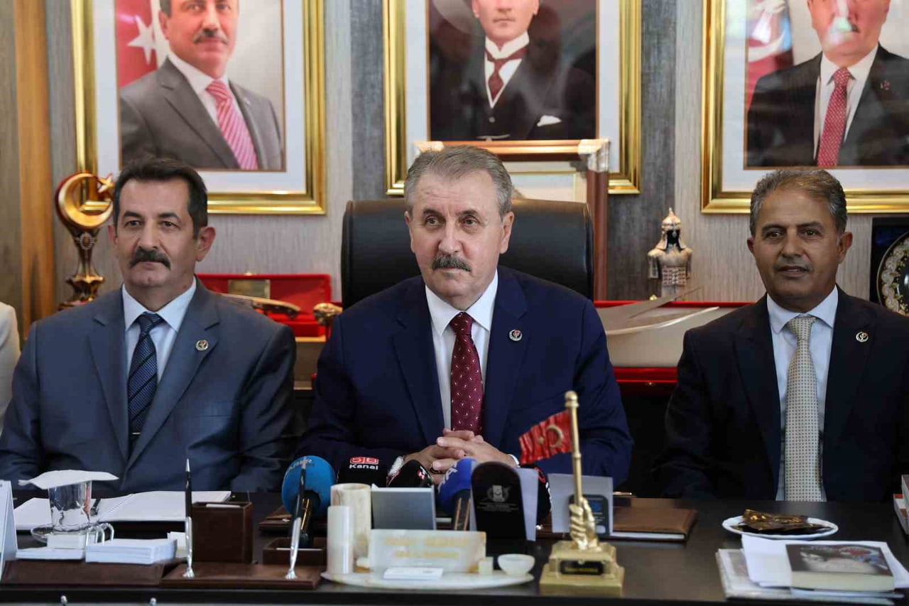 BBP GENEL BAŞKANI MUSTAFA DESTİCİ, SİVAS’TA BASIN TOPLANTISI DÜZENLEDİ