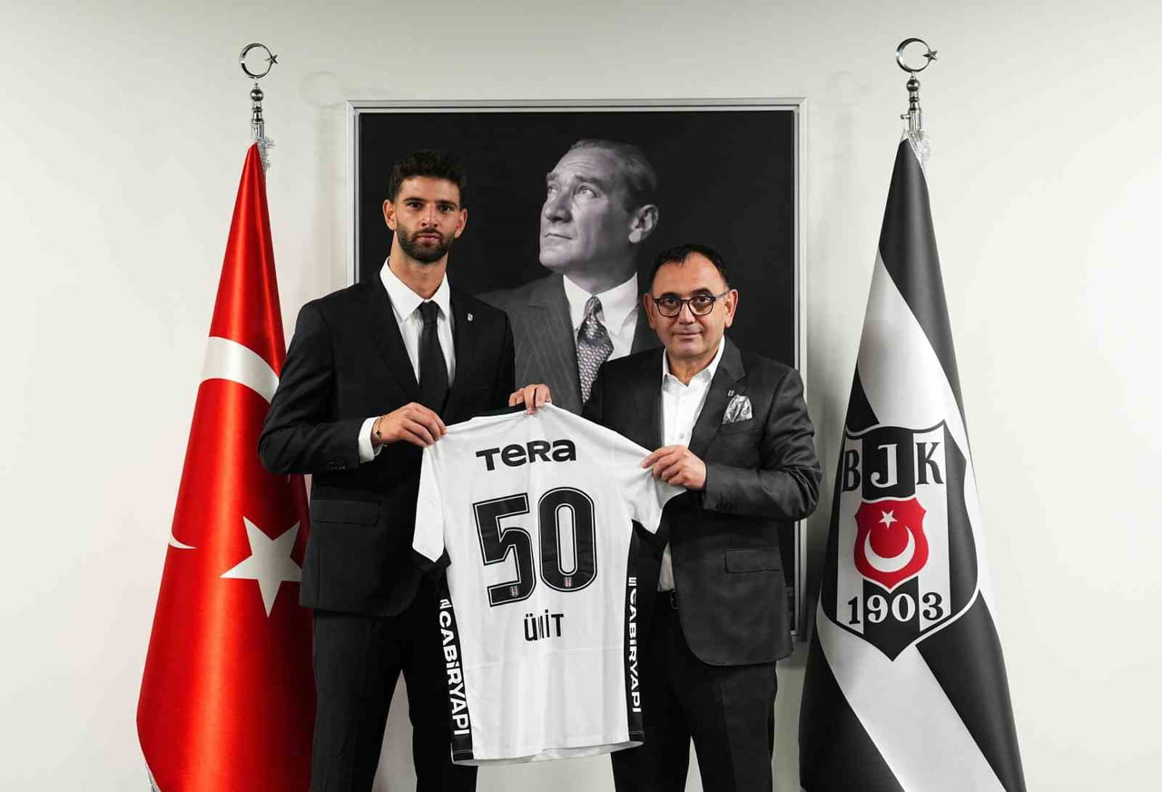 BEŞİKTAŞ'TA ASBAŞKAN MURAT KILIÇ, ÜMİT AKDAĞ İLE BİR ARAYA GELDİ