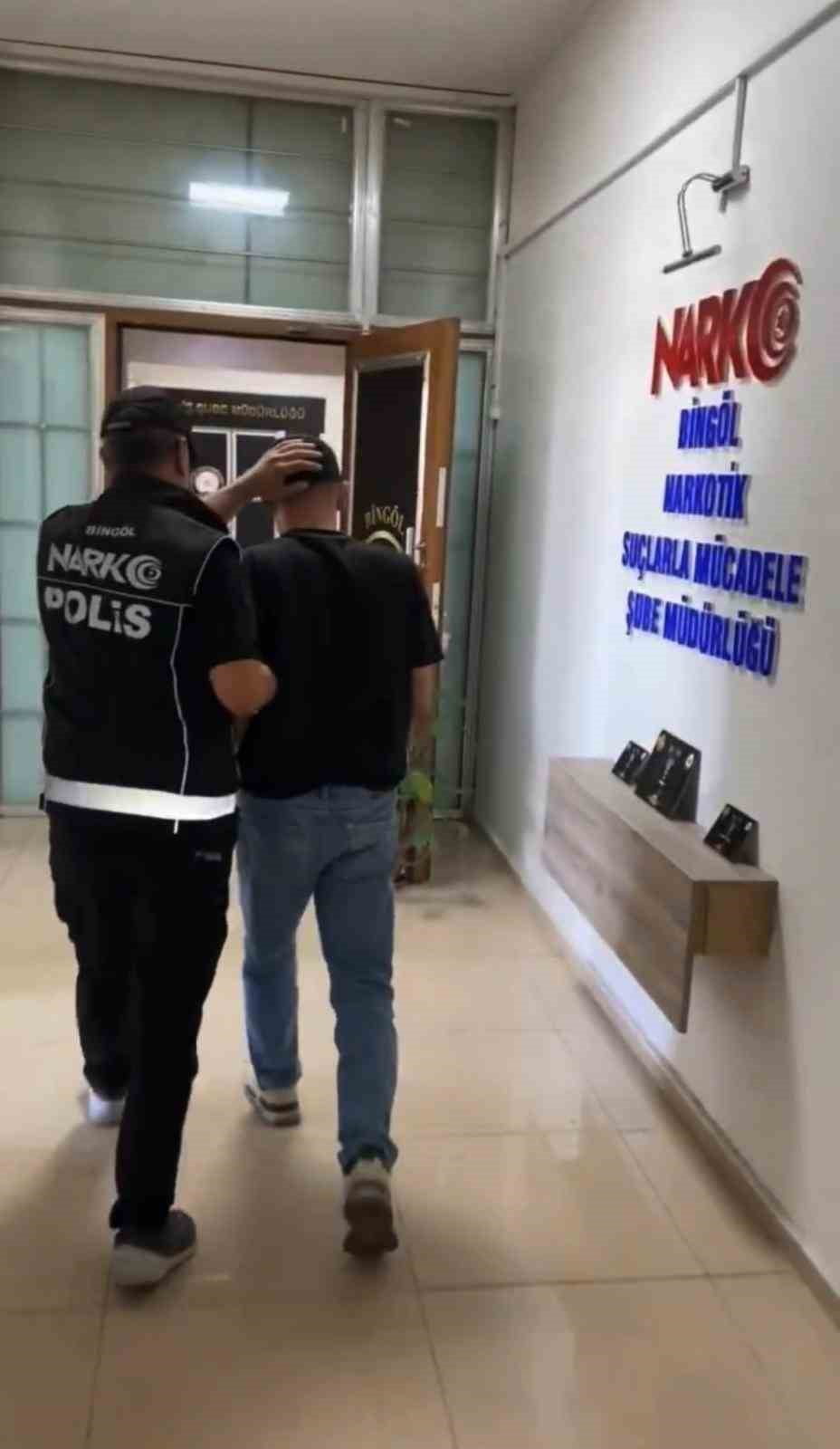 BİNGÖL’DE 88,45 GRAM ESRAR ELE GEÇİRİLDİ: 1 KİŞİ TUTUKLANDI