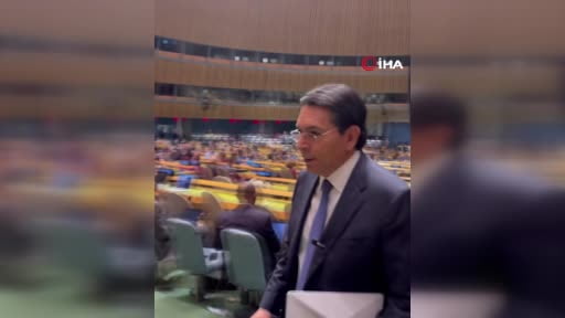 Birleşmiş Milletler (BM) 81. Genel Kurulu'nda İranlı bir diplomat, İsrail'in BM Daimi Temsilcisi...