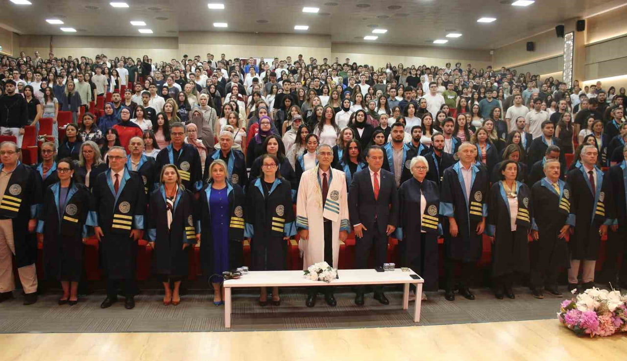 BİRUNİ ÜNİVERSİTESİ 2026-2027 AKADEMİK YILI AÇILIŞ TÖRENİ, ÜNİVERSİTENİN KONFERANS SALONUNDA...