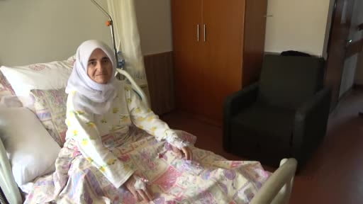 Bitlis’te 70 yaşındaki hastaya 7,5 saatlik kapalı bağırsak ameliyatı