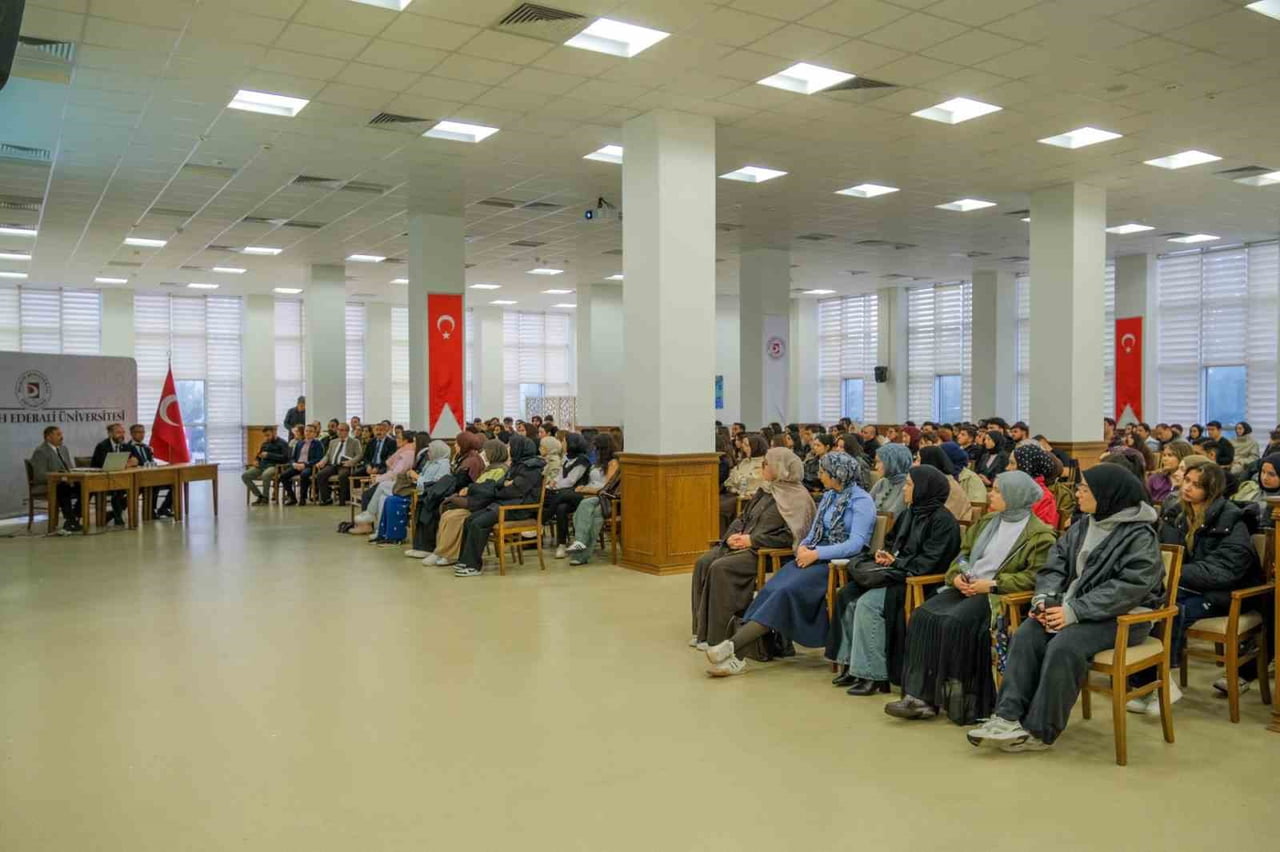 BŞEÜ’ DE YENİ ÖĞRENCİLER İÇİN ORYANTASYON PROGRAMI BAŞLADI