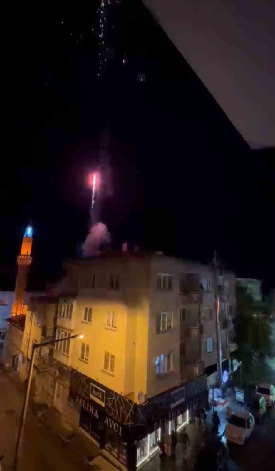 BURDUR'DA, KIZ İSTEME MERASİMİ SIRASINDA YAŞANAN OLAY HAKKINDA GENEL GÜVENLİĞİ KASTEN TEHLİKEYE...