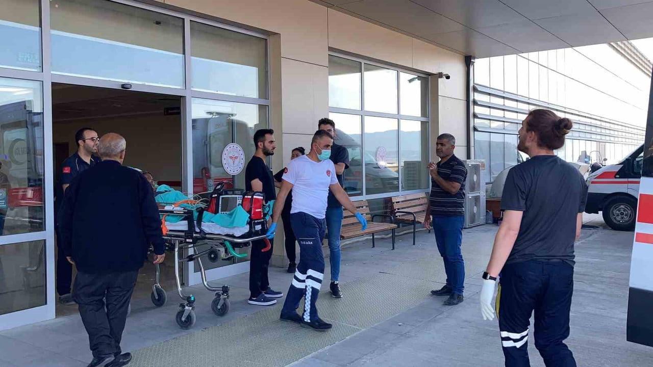 BURDUR DEVLET HASTANESİ (ARŞİV)