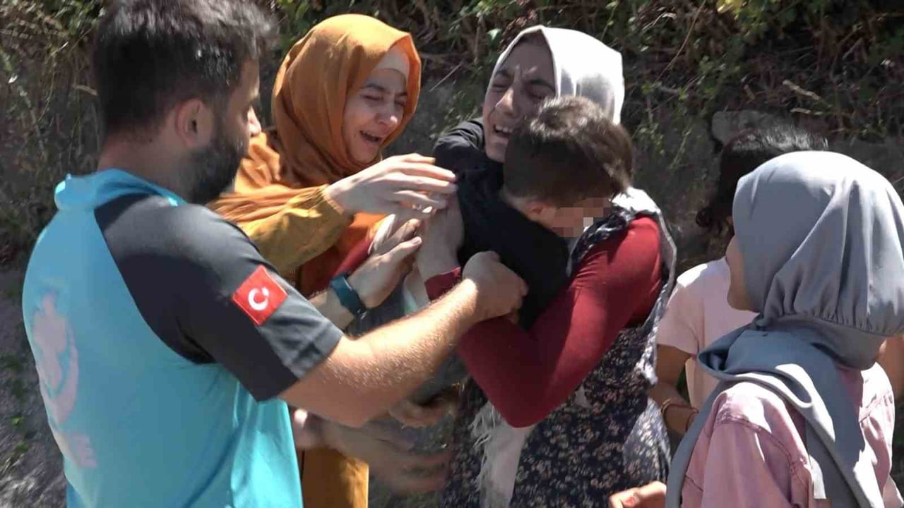 BURSA'DA MEVSİMLİK İŞÇİ OLARAK ÇALIŞAN AİLENİN 2.5 YAŞINDAKİ ÇOCUKLARI EMİR, BİR SÜRE SONRA GÖZDEN...