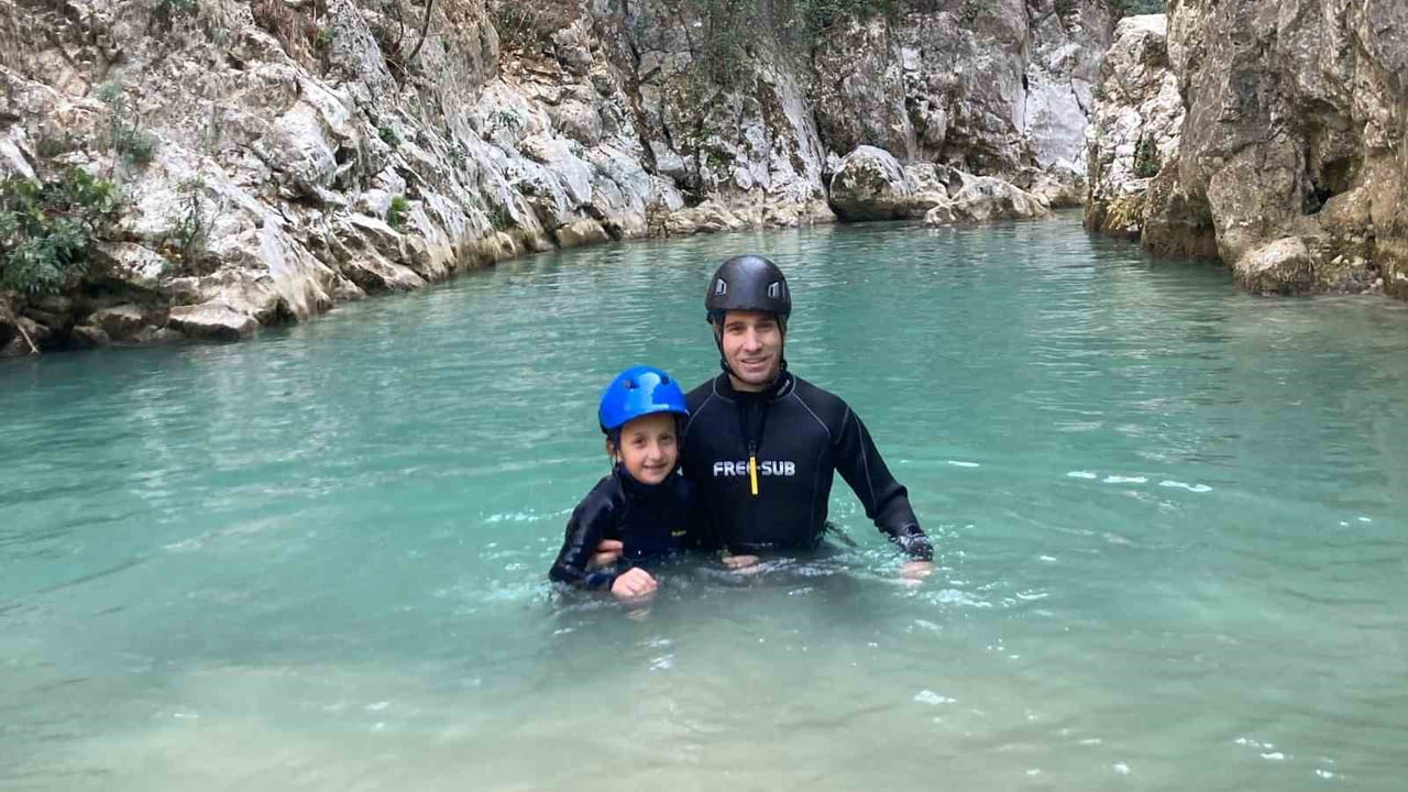 BURSA'NIN EN GENÇ KANYONCUSU  ASYA, ABADİYE KANYONUNU GEÇTİ